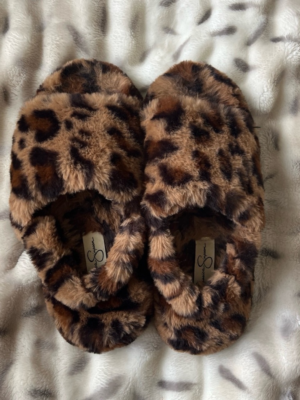 Jessica Simpson Leopard Print House Shoes Size 7-8.5